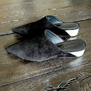 Mercedes Castello Black suede mules new without tags sz 8/38 top trending style